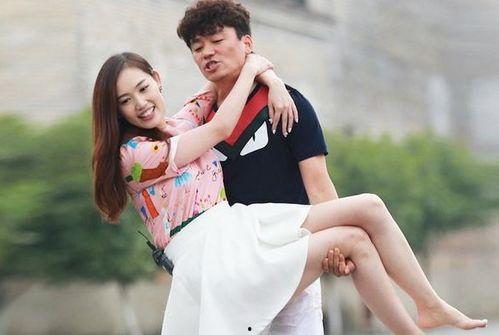 闺蜜进娱乐公司带我吃瓜